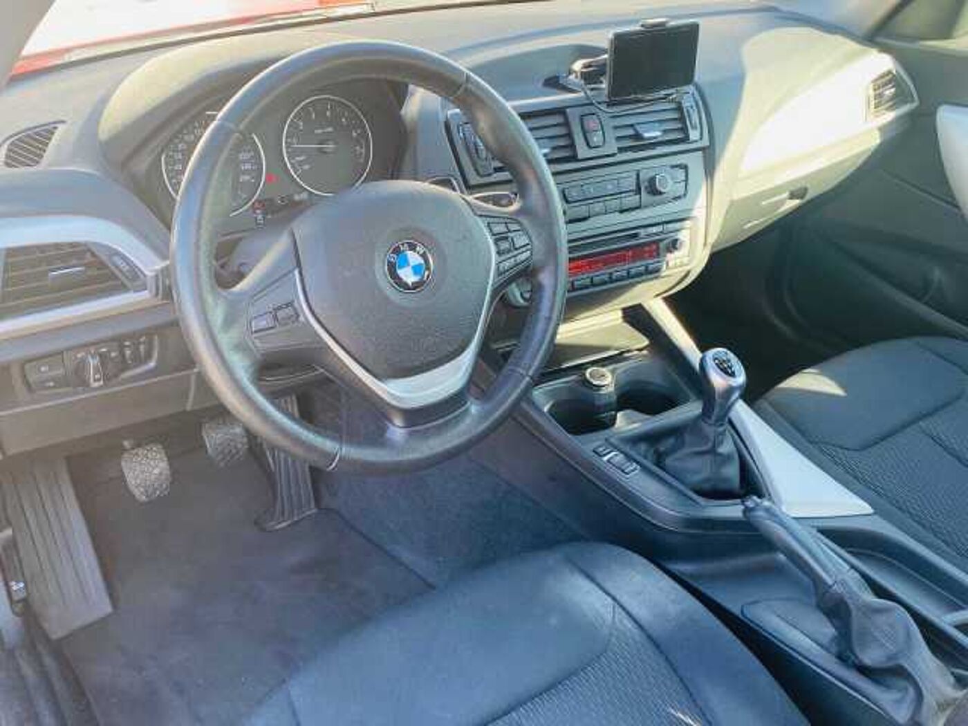 BMW  220i